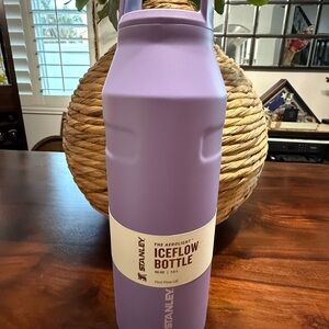 Stanley Lavender IceFlow Bottle